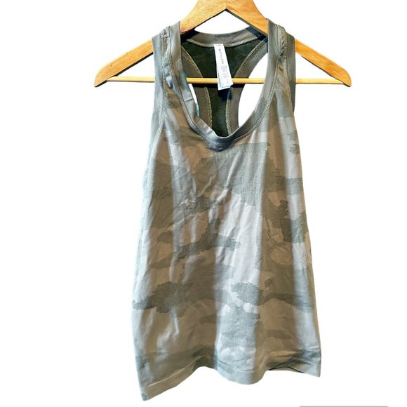 Athleta Women's Momentum Camo Seamless Tank Top Size SMALL - Picture 3 of 7